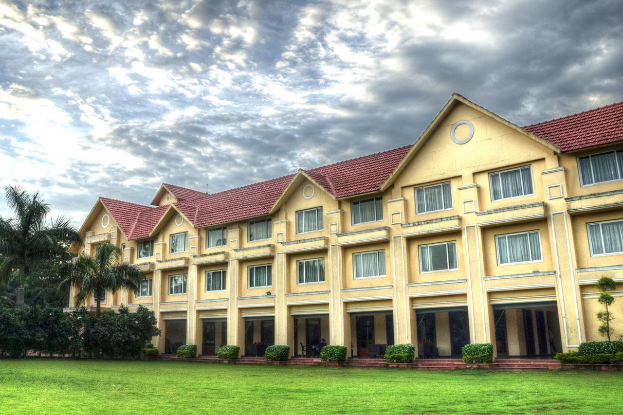 Country Roads Hotel Hāora Екстериор снимка